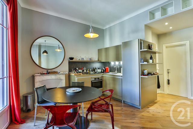Afficher la photo en grand Appartement F3 à vendre - 3 pièces - 56.18 m2 - NICE - 06 - PROVENCE-ALPES-COTE-D-AZUR - Century 21 Lafage Transactions