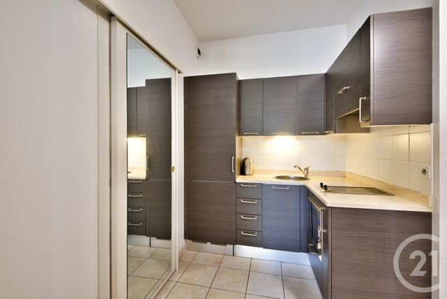 Afficher la photo en grand Appartement F2 à vendre - 2 pièces - 37.64 m2 - NICE - 06 - PROVENCE-ALPES-COTE-D-AZUR - Century 21 Lafage Transactions