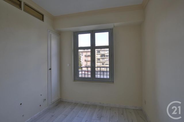 Afficher la photo en grand Appartement F4 à vendre - 4 pièces - 111.0 m2 - NICE - 06 - PROVENCE-ALPES-COTE-D-AZUR - Century 21 Lafage Transactions
