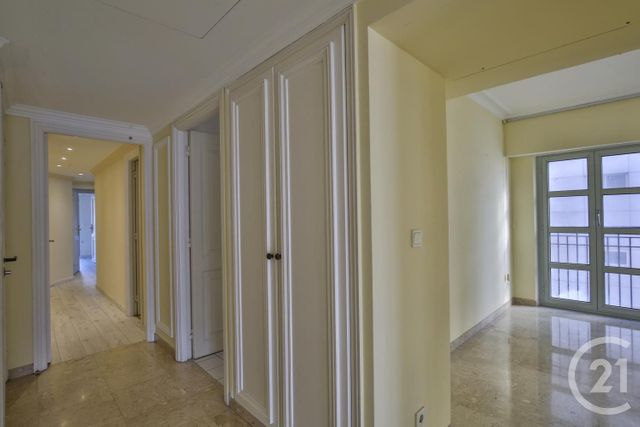 Afficher la photo en grand Appartement F4 à vendre - 4 pièces - 111.0 m2 - NICE - 06 - PROVENCE-ALPES-COTE-D-AZUR - Century 21 Lafage Transactions