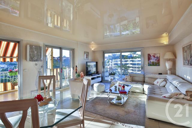 Afficher la photo en grand Appartement F4 à vendre - 4 pièces - 110.05 m2 - NICE - 06 - PROVENCE-ALPES-COTE-D-AZUR - Century 21 Lafage Transactions