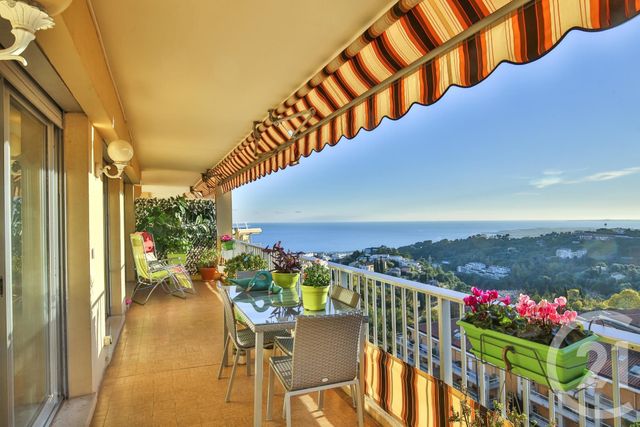 Afficher la photo en grand Appartement F4 à vendre - 4 pièces - 110.05 m2 - NICE - 06 - PROVENCE-ALPES-COTE-D-AZUR - Century 21 Lafage Transactions
