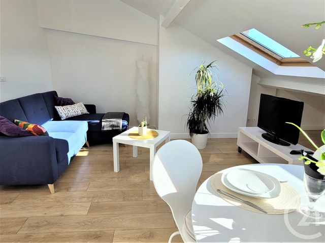 Afficher la photo en grand Appartement F3 à vendre - 3 pièces - 48.45 m2 - NICE - 06 - PROVENCE-ALPES-COTE-D-AZUR - Century 21 Lafage Transactions