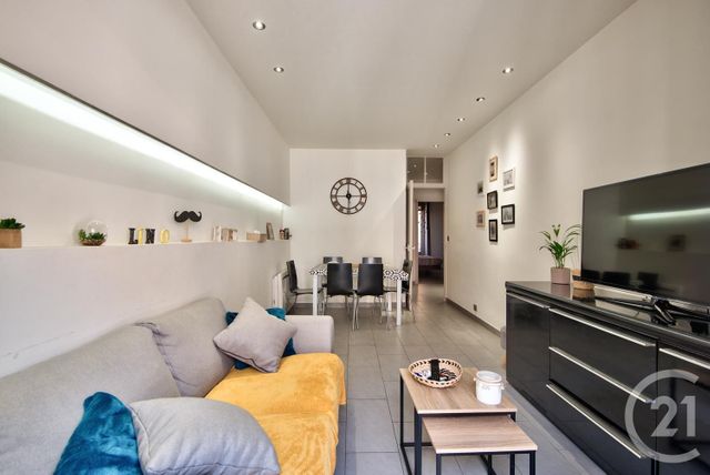 Afficher la photo en grand Appartement F3 à vendre - 3 pièces - 59.0 m2 - NICE - 06 - PROVENCE-ALPES-COTE-D-AZUR - Century 21 Lafage Transactions