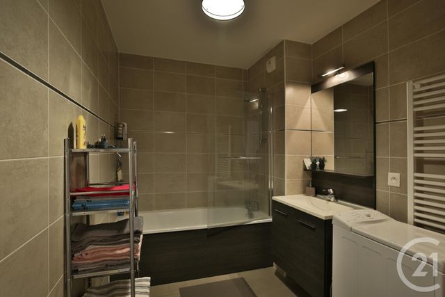 Afficher la photo en grand Appartement F3 à vendre - 3 pièces - 58.22 m2 - NICE - 06 - PROVENCE-ALPES-COTE-D-AZUR - Century 21 Lafage Transactions