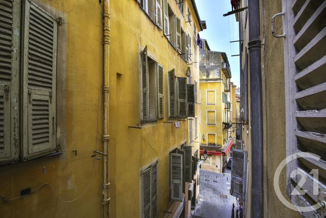 Afficher la photo en grand Appartement F3 à vendre - 3 pièces - 60.01 m2 - NICE - 06 - PROVENCE-ALPES-COTE-D-AZUR - Century 21 Lafage Transactions