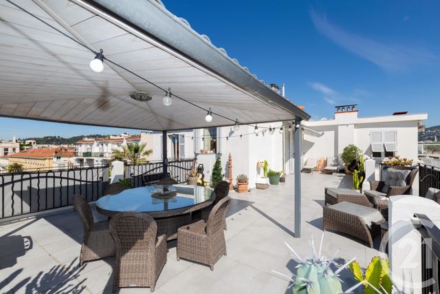 Afficher la photo en grand Appartement F4 à vendre - 4 pièces - 145.11 m2 - NICE - 06 - PROVENCE-ALPES-COTE-D-AZUR - Century 21 Lafage Transactions