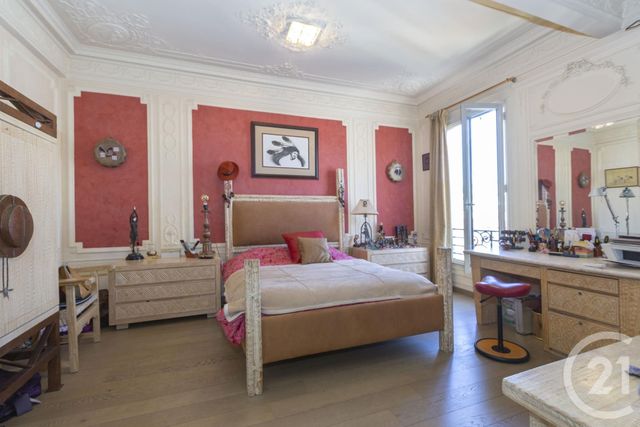 Afficher la photo en grand Appartement F4 à vendre - 4 pièces - 145.11 m2 - NICE - 06 - PROVENCE-ALPES-COTE-D-AZUR - Century 21 Lafage Transactions