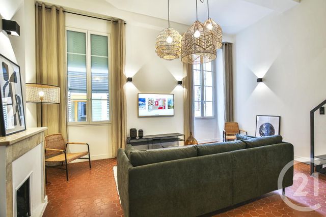 Afficher la photo en grand Appartement F3 à vendre - 3 pièces - 71.01 m2 - NICE - 06 - PROVENCE-ALPES-COTE-D-AZUR - Century 21 Lafage Transactions