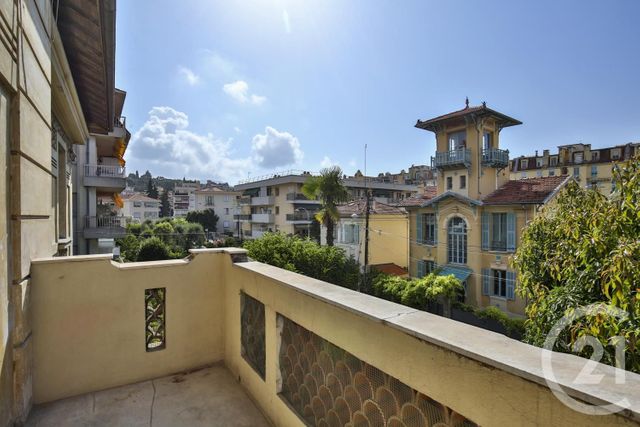 Afficher la photo en grand Appartement F4 à vendre - 4 pièces - 98.56 m2 - NICE - 06 - PROVENCE-ALPES-COTE-D-AZUR - Century 21 Lafage Transactions