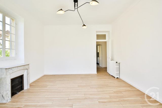Afficher la photo en grand Appartement F4 à vendre - 4 pièces - 98.56 m2 - NICE - 06 - PROVENCE-ALPES-COTE-D-AZUR - Century 21 Lafage Transactions