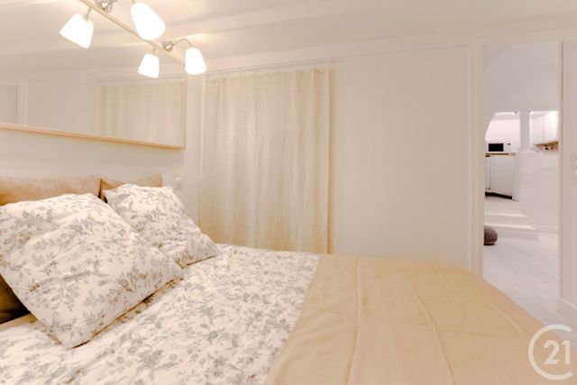 Afficher la photo en grand Appartement à vendre - 2 pièces - 35.86 m2 - NICE - 06 - PROVENCE-ALPES-COTE-D-AZUR - Century 21 Lafage Transactions