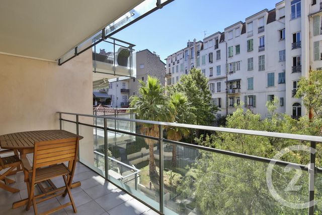 Afficher la photo en grand Studio à vendre - 1 pièce - 25.1 m2 - NICE - 06 - PROVENCE-ALPES-COTE-D-AZUR - Century 21 Lafage Transactions