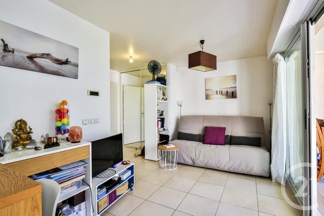 Afficher la photo en grand Studio à vendre - 1 pièce - 25.1 m2 - NICE - 06 - PROVENCE-ALPES-COTE-D-AZUR - Century 21 Lafage Transactions
