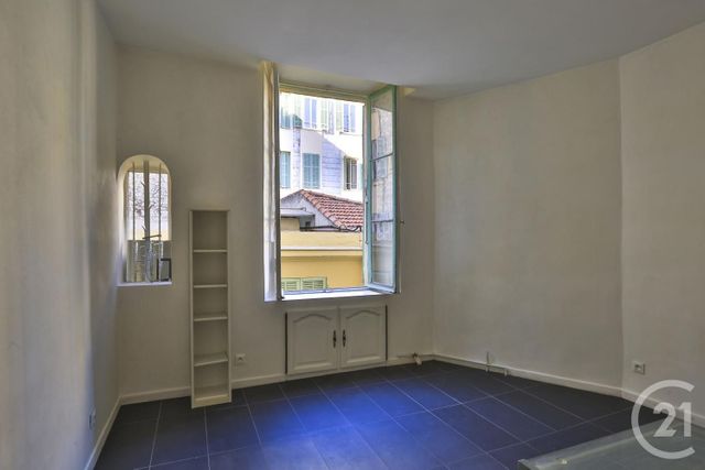Afficher la photo en grand Appartement F3 à vendre - 3 pièces - 86.13 m2 - NICE - 06 - PROVENCE-ALPES-COTE-D-AZUR - Century 21 Lafage Transactions