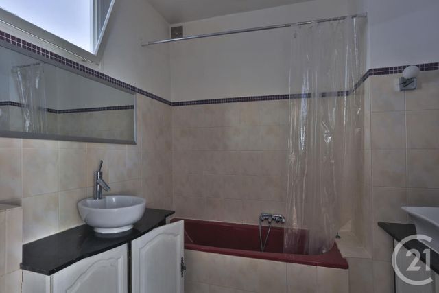 Afficher la photo en grand Appartement F3 à vendre - 3 pièces - 86.13 m2 - NICE - 06 - PROVENCE-ALPES-COTE-D-AZUR - Century 21 Lafage Transactions