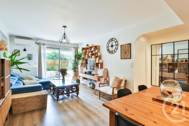 Appartement F3 à vendre - 3 pièces - 62.73 m2 - NICE - 06 - PROVENCE-ALPES-COTE-D-AZUR - Century 21 Lafage Transactions