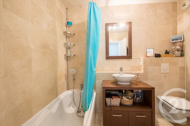 Appartement F4 à vendre - 4 pièces - 123.0 m2 - NICE - 06 - PROVENCE-ALPES-COTE-D-AZUR - Century 21 Lafage Transactions