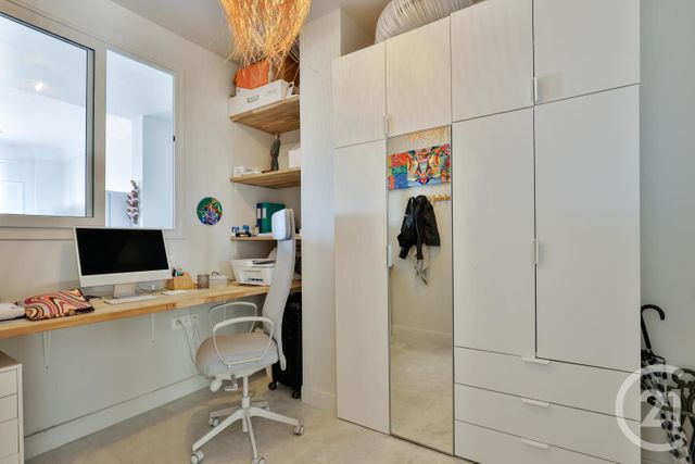 Afficher la photo en grand Appartement F3 à vendre - 3 pièces - 50.52 m2 - NICE - 06 - PROVENCE-ALPES-COTE-D-AZUR - Century 21 Lafage Transactions