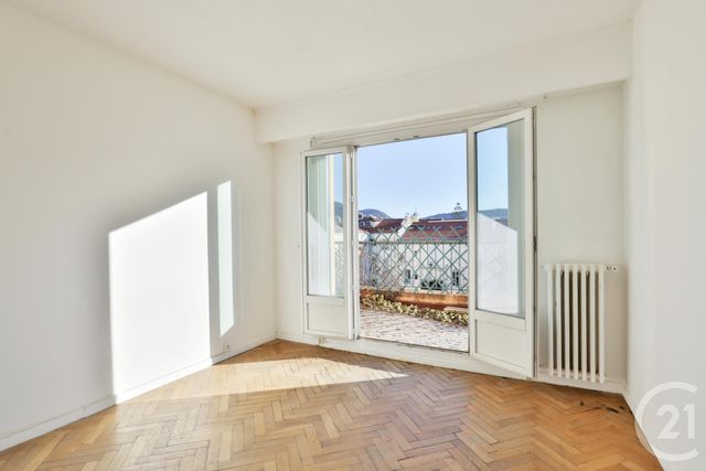 Appartement F2 à vendre - 3 pièces - 52.2 m2 - NICE - 06 - PROVENCE-ALPES-COTE-D-AZUR - Century 21 Lafage Transactions