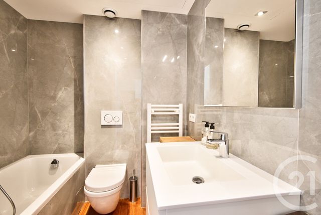 Appartement F3 à vendre - 3 pièces - 104.31 m2 - NICE - 06 - PROVENCE-ALPES-COTE-D-AZUR - Century 21 Lafage Transactions