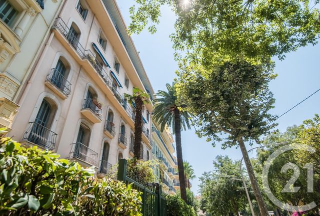 Appartement F4 à vendre - 4 pièces - 105.33 m2 - NICE - 06 - PROVENCE-ALPES-COTE-D-AZUR - Century 21 Lafage Transactions