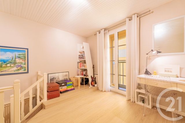 Appartement F4 à vendre - 4 pièces - 74.09 m2 - NICE - 06 - PROVENCE-ALPES-COTE-D-AZUR - Century 21 Lafage Transactions