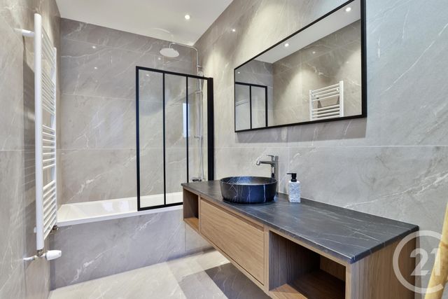 Appartement F4 à vendre - 4 pièces - 80.06 m2 - NICE - 06 - PROVENCE-ALPES-COTE-D-AZUR - Century 21 Lafage Transactions