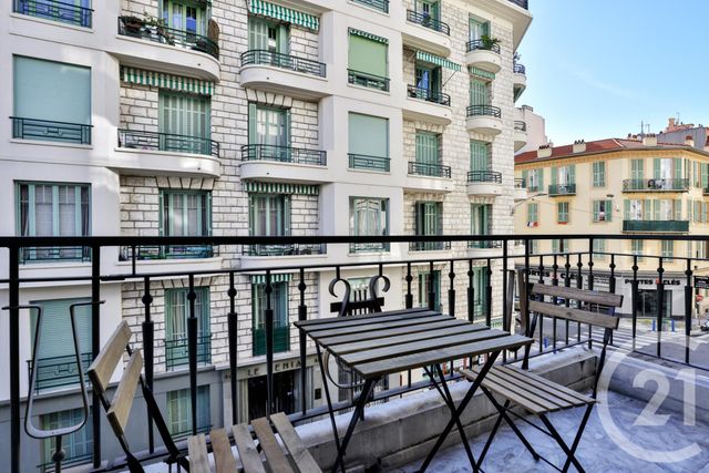 Appartement F4 à vendre - 4 pièces - 80.06 m2 - NICE - 06 - PROVENCE-ALPES-COTE-D-AZUR - Century 21 Lafage Transactions