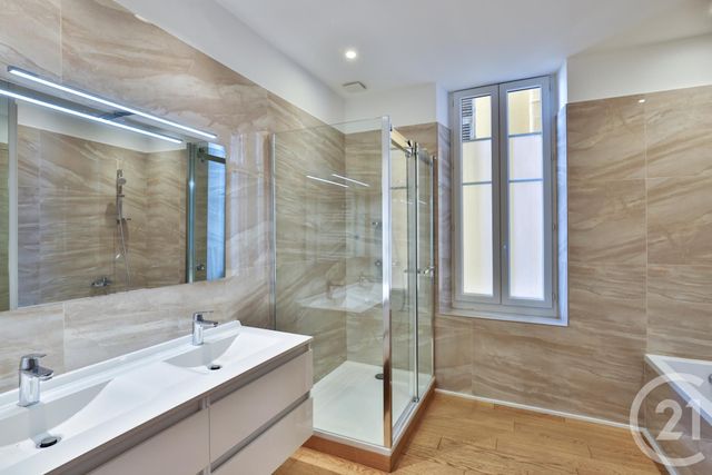 Appartement F4 à vendre - 4 pièces - 135.67 m2 - NICE - 06 - PROVENCE-ALPES-COTE-D-AZUR - Century 21 Lafage Transactions