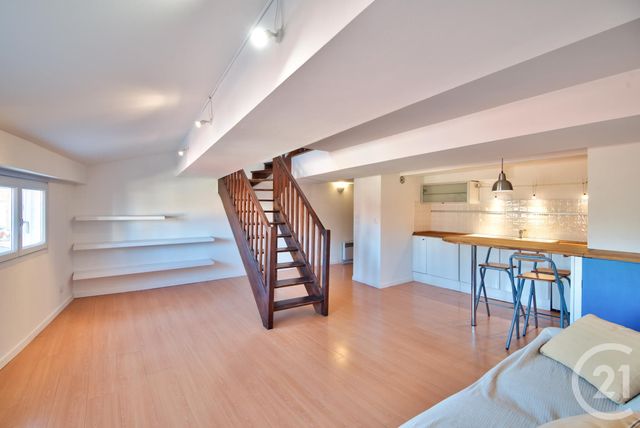 Afficher la photo en grand Appartement Duplex à vendre - 3 pièces - 56.6 m2 - NICE - 06 - PROVENCE-ALPES-COTE-D-AZUR - Century 21 Lafage Transactions