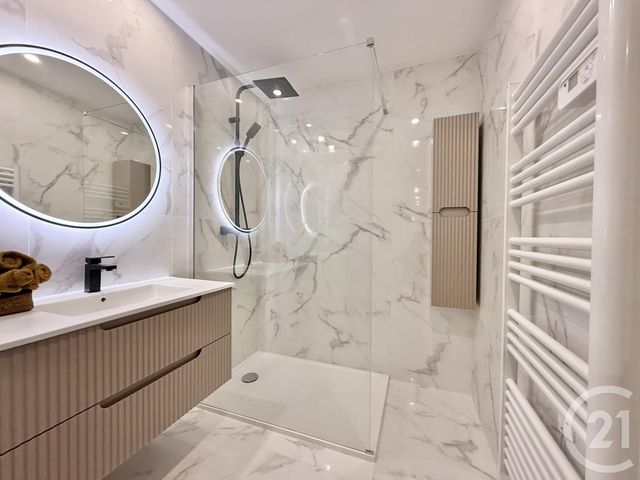 Appartement F3 à vendre - 3 pièces - 63.6 m2 - NICE - 06 - PROVENCE-ALPES-COTE-D-AZUR - Century 21 Lafage Transactions