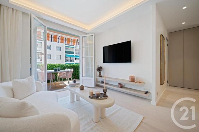 Appartement F2 à vendre - 2 pièces - 36.01 m2 - NICE - 06 - PROVENCE-ALPES-COTE-D-AZUR - Century 21 Lafage Transactions