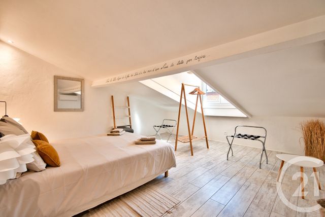 Afficher la photo en grand Appartement F4 à vendre - 4 pièces - 83.74 m2 - NICE - 06 - PROVENCE-ALPES-COTE-D-AZUR - Century 21 Lafage Transactions