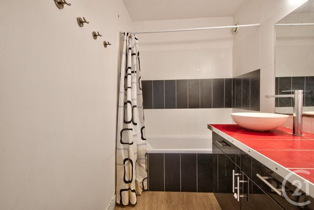 Appartement T3 à vendre - 3 pièces - 69.78 m2 - NICE - 06 - PROVENCE-ALPES-COTE-D-AZUR - Century 21 Lafage Transactions