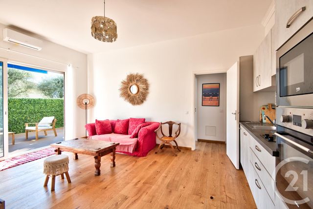 Afficher la photo en grand Appartement T3 à vendre - 3 pièces - 51.56 m2 - NICE - 06 - PROVENCE-ALPES-COTE-D-AZUR - Century 21 Lafage Transactions