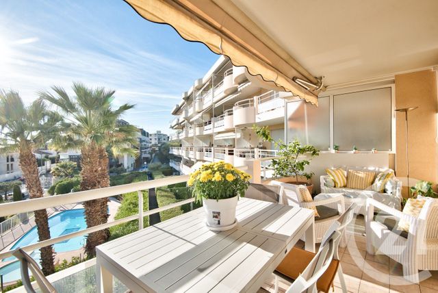 Appartement F3 à vendre - 3 pièces - 75.33 m2 - ST LAURENT DU VAR - 06 - PROVENCE-ALPES-COTE-D-AZUR - Century 21 Lafage Transactions