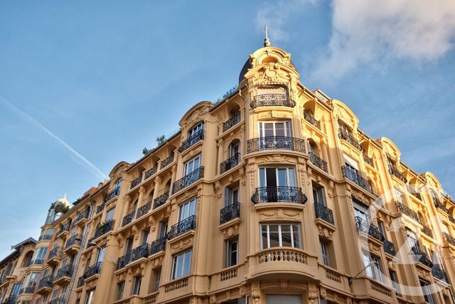 Appartement F2 à vendre - 2 pièces - 56.0 m2 - NICE - 06 - PROVENCE-ALPES-COTE-D-AZUR - Century 21 Lafage Transactions