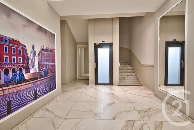 Appartement F2 à vendre - 2 pièces - 56.0 m2 - NICE - 06 - PROVENCE-ALPES-COTE-D-AZUR - Century 21 Lafage Transactions