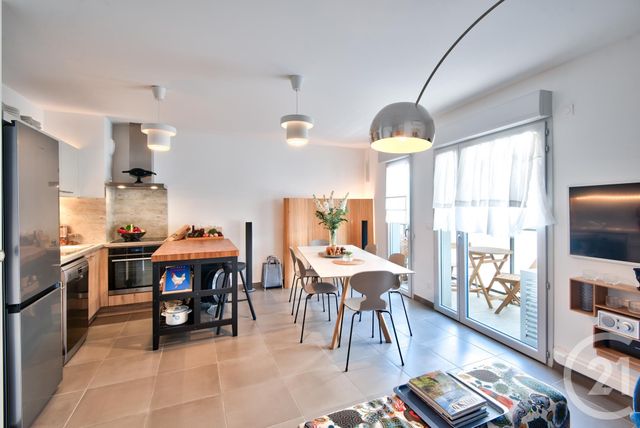 Appartement F3 à vendre - 3 pièces - 80.75 m2 - NICE - 06 - PROVENCE-ALPES-COTE-D-AZUR - Century 21 Lafage Transactions
