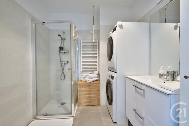 Appartement F3 à vendre - 3 pièces - 80.75 m2 - NICE - 06 - PROVENCE-ALPES-COTE-D-AZUR - Century 21 Lafage Transactions