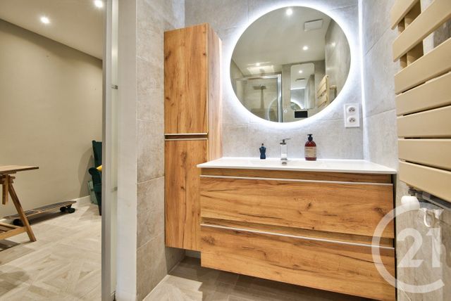 maison à vendre - 6 pièces - 200.1 m2 - CAGNES SUR MER - 06 - PROVENCE-ALPES-COTE-D-AZUR - Century 21 Lafage Transactions