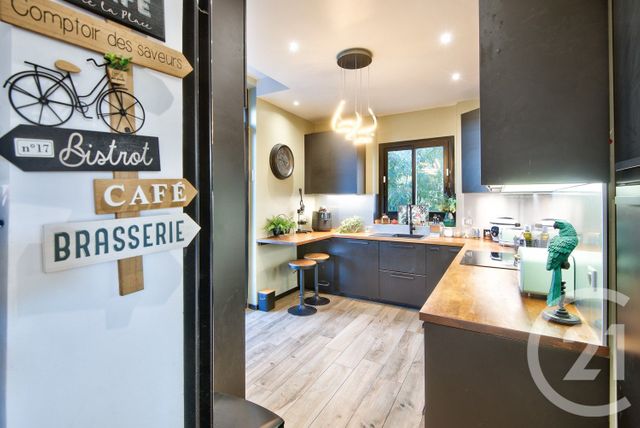 maison à vendre - 6 pièces - 200.1 m2 - CAGNES SUR MER - 06 - PROVENCE-ALPES-COTE-D-AZUR - Century 21 Lafage Transactions