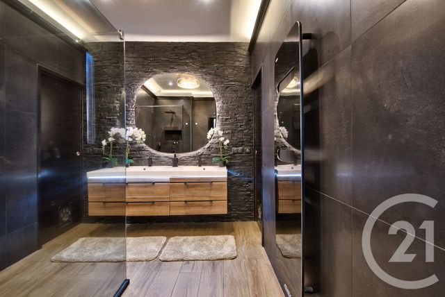 maison à vendre - 6 pièces - 200.1 m2 - CAGNES SUR MER - 06 - PROVENCE-ALPES-COTE-D-AZUR - Century 21 Lafage Transactions