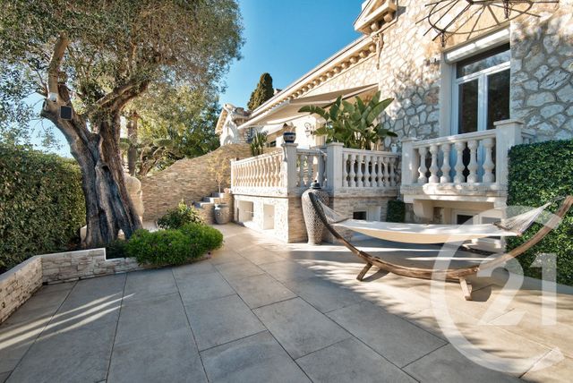 maison à vendre - 6 pièces - 200.1 m2 - CAGNES SUR MER - 06 - PROVENCE-ALPES-COTE-D-AZUR - Century 21 Lafage Transactions