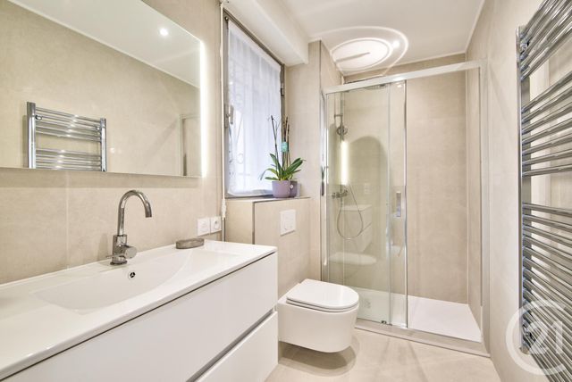 Appartement F4 à vendre - 4 pièces - 104.47 m2 - NICE - 06 - PROVENCE-ALPES-COTE-D-AZUR - Century 21 Lafage Transactions