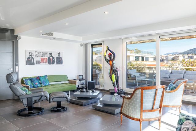 Appartement à vendre - 3 pièces - 98.3 m2 - NICE - 06 - PROVENCE-ALPES-COTE-D-AZUR - Century 21 Lafage Transactions