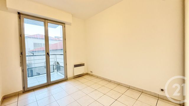 Appartement T3 à vendre - 3 pièces - 68.34 m2 - ANTIBES - 06 - PROVENCE-ALPES-COTE-D-AZUR - Century 21 Lafage Transactions