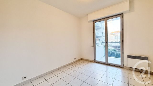 Appartement T3 à vendre - 3 pièces - 68.34 m2 - ANTIBES - 06 - PROVENCE-ALPES-COTE-D-AZUR - Century 21 Lafage Transactions