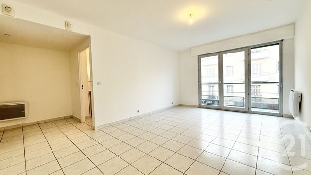 Appartement T3 à vendre - 3 pièces - 68.34 m2 - ANTIBES - 06 - PROVENCE-ALPES-COTE-D-AZUR - Century 21 Lafage Transactions